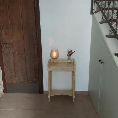 Apartamentos Turisticos El Aove Baeza Buitenkant foto
