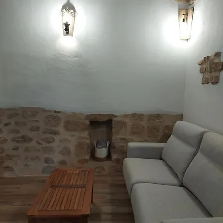 Apartamentos Turisticos El Aove Baeza Buitenkant foto