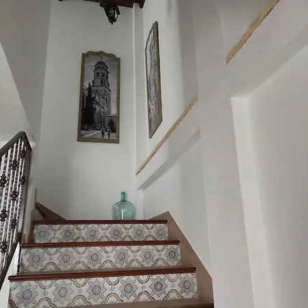 Apartamentos Turisticos El Aove Baeza Buitenkant foto